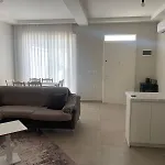 Olsi Apartment