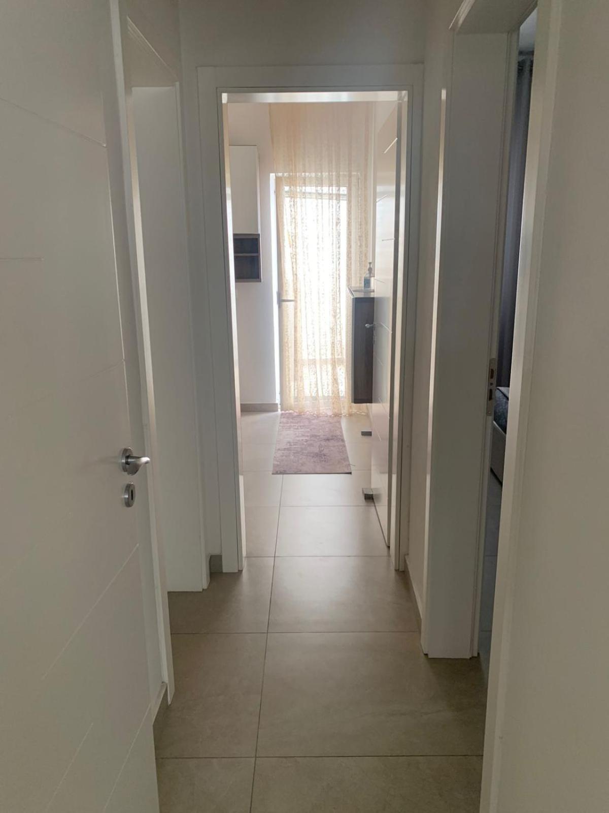 Olsi Apartamento *